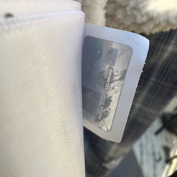 North Face Navy Blue Plaid Sherpa-Lined Hooded Jacket - Picture 6 of 6